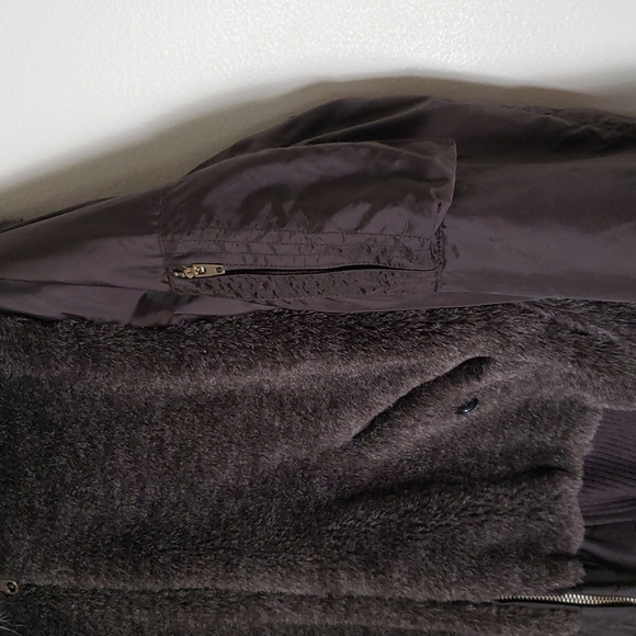 Nine west faux fur cropped fall winter coat with hood, mob wife, women's medium - Picture 3 of 9